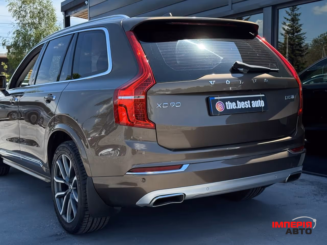 Volvo XC90 - фото 21