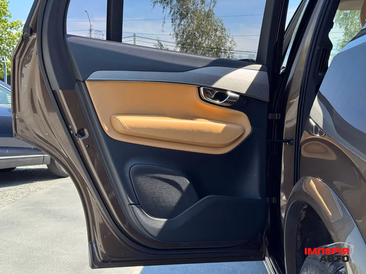 Volvo XC90 - фото 49