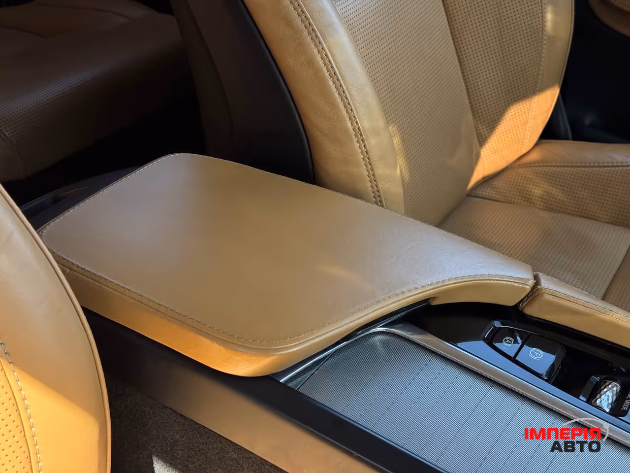 Volvo XC90 - фото 77