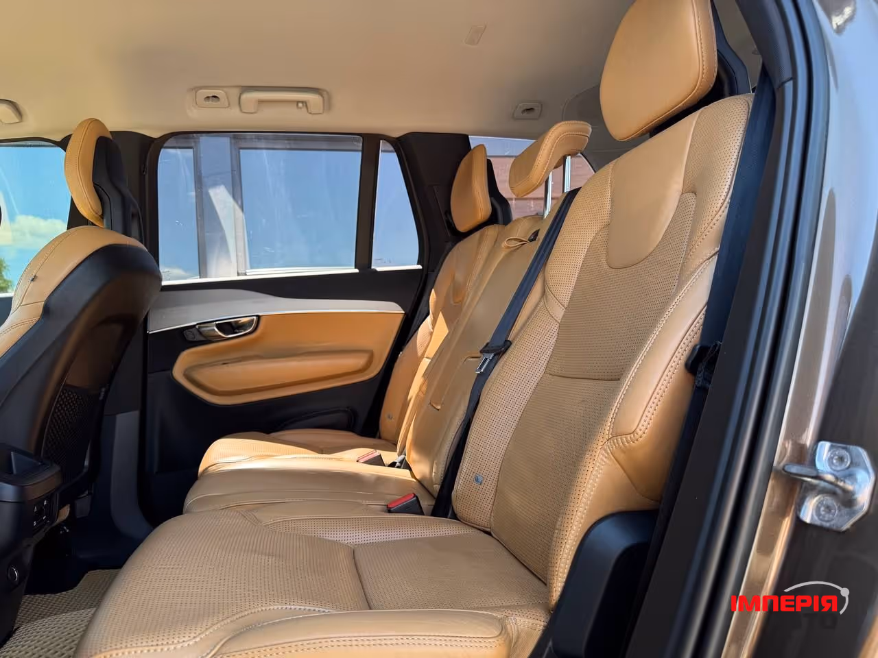 Volvo XC90 - фото 52