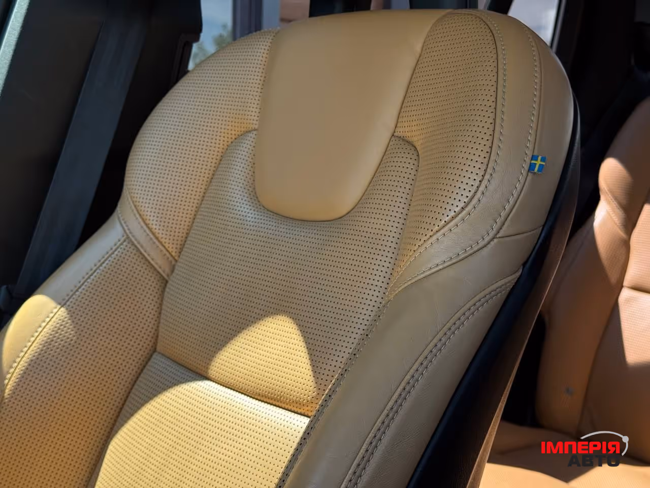 Volvo XC90 - фото 47