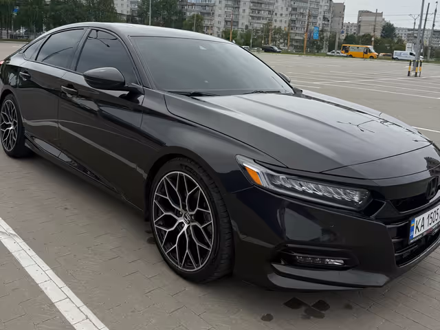 Honda Accord - фото 1