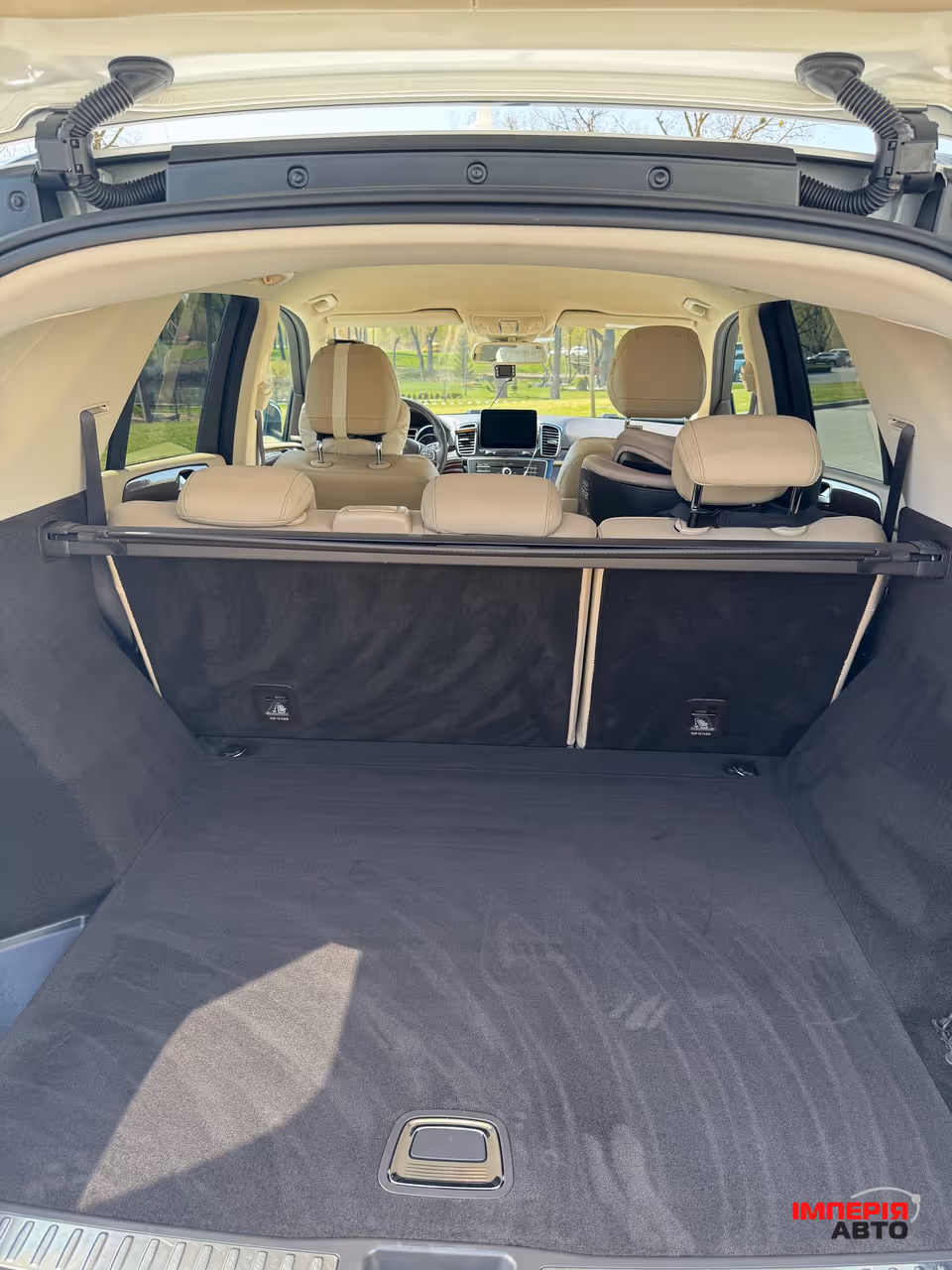 Mercedes-Benz GLE - фото 19