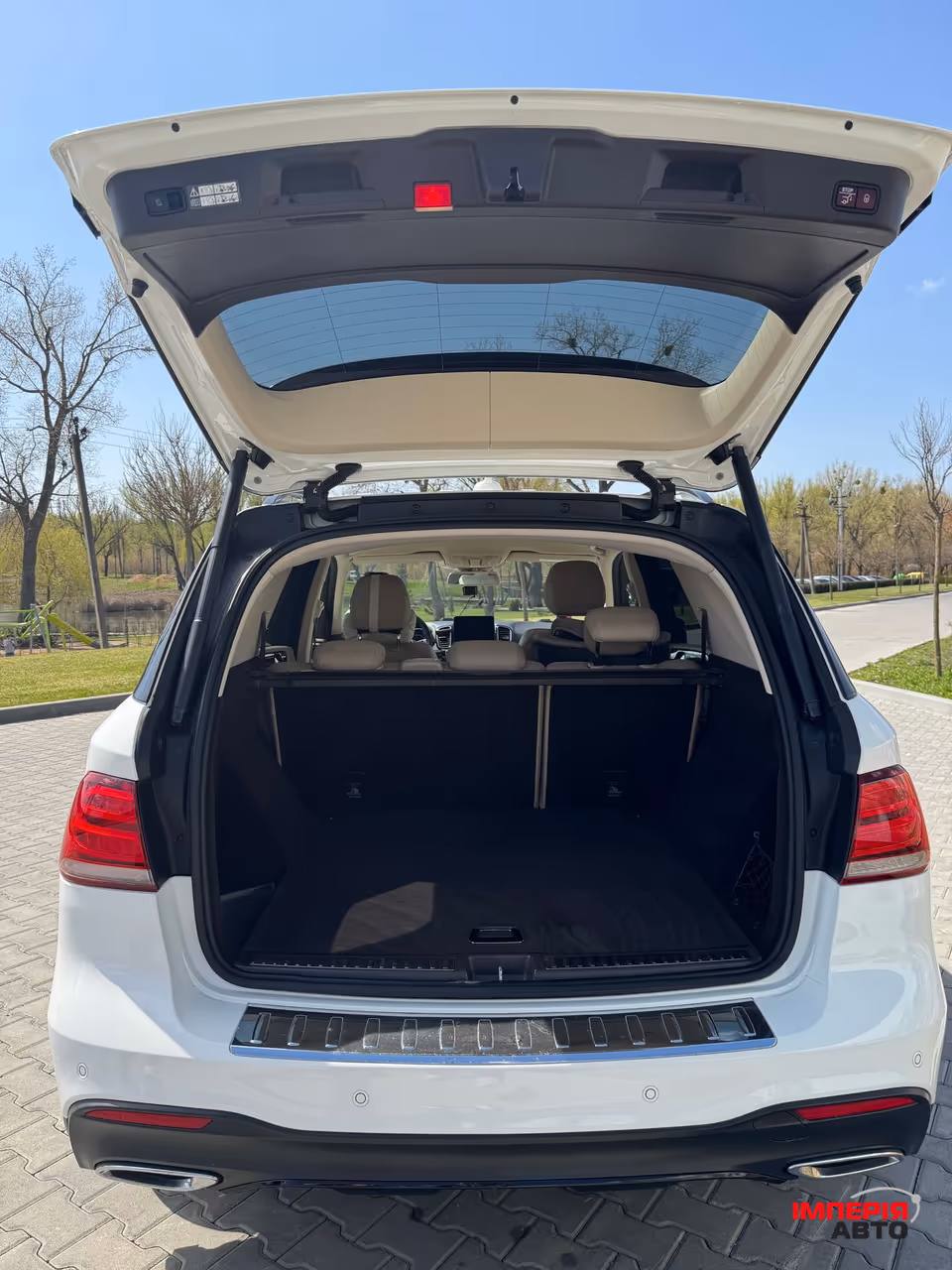 Mercedes-Benz GLE - фото 18