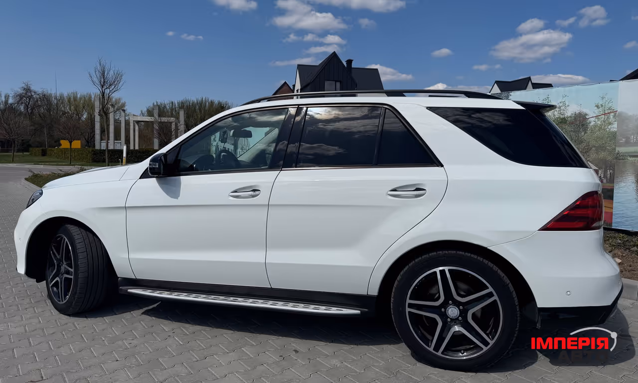 Mercedes-Benz GLE - фото 5