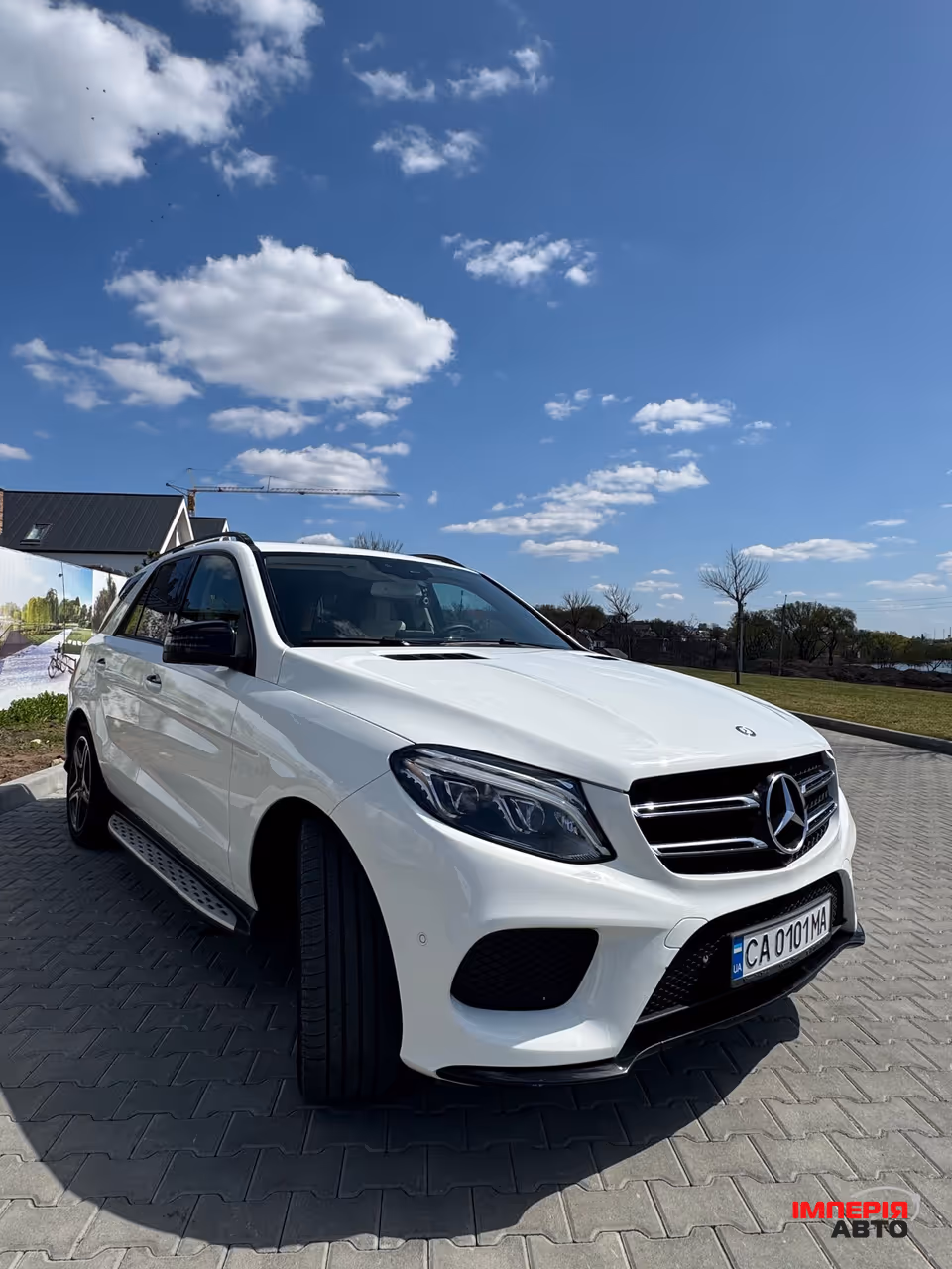 Mercedes-Benz GLE - фото 1