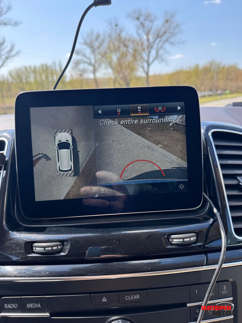 Mercedes-Benz GLE - фото 15
