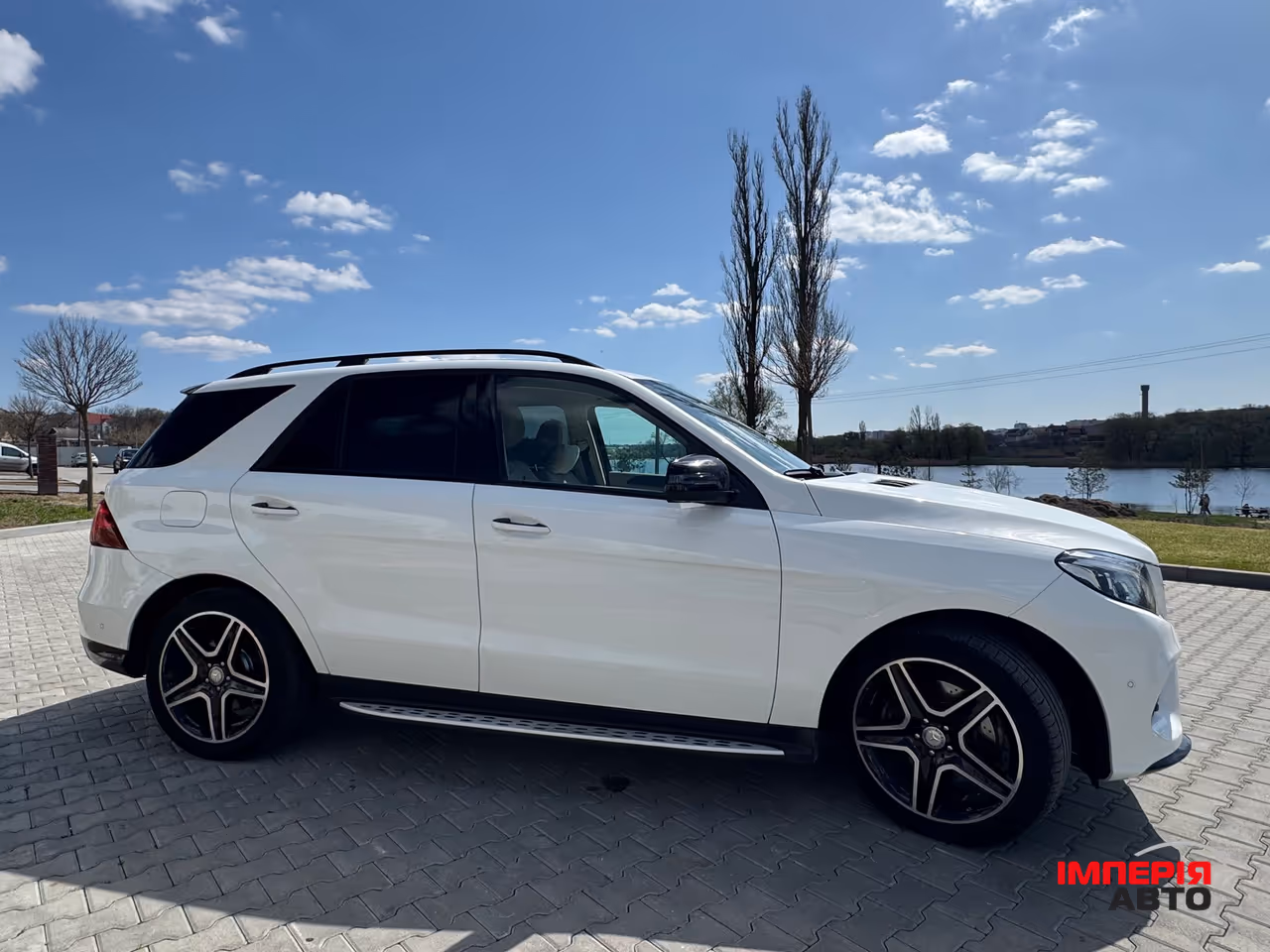 Mercedes-Benz GLE - фото 3