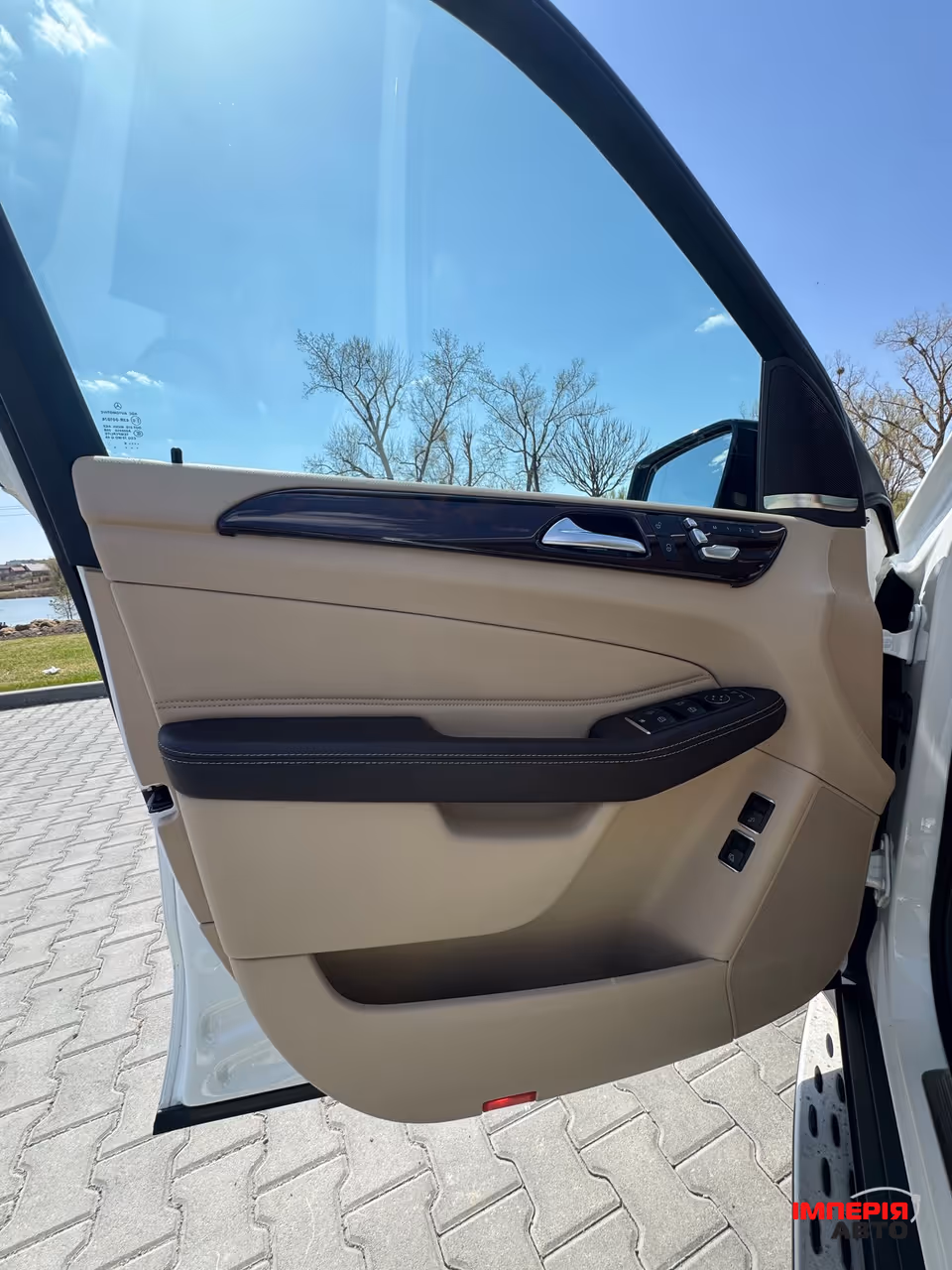 Mercedes-Benz GLE - фото 25