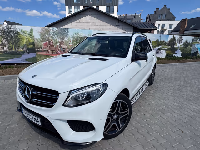 Mercedes-Benz GLE - фото 2