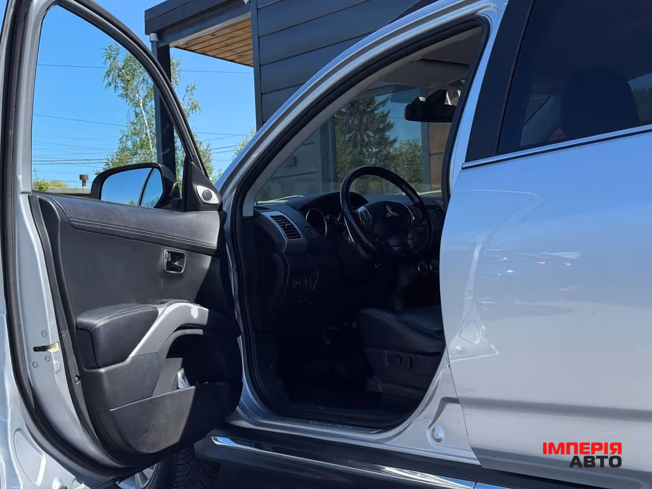 Mitsubishi Outlander - фото 20