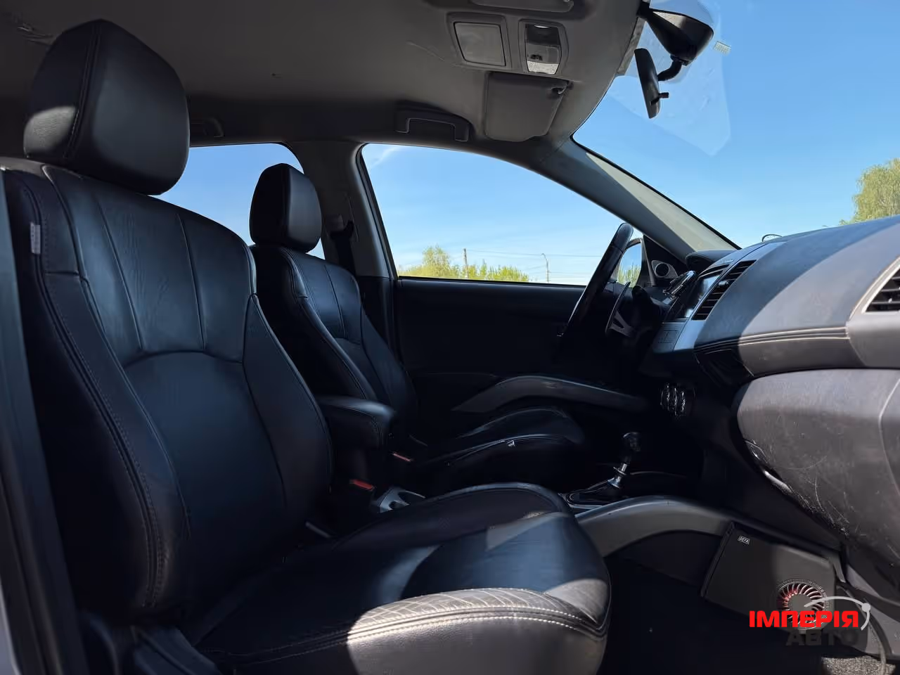 Mitsubishi Outlander - фото 65