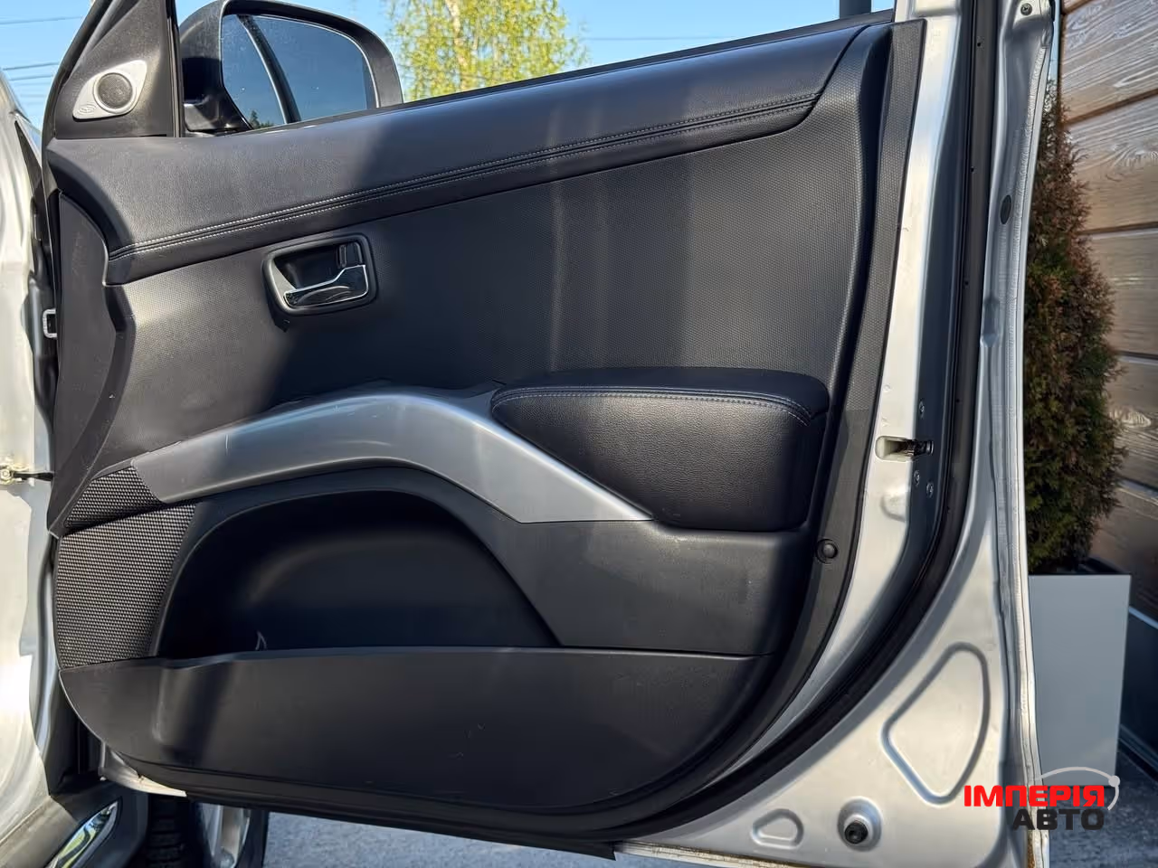 Mitsubishi Outlander - фото 63