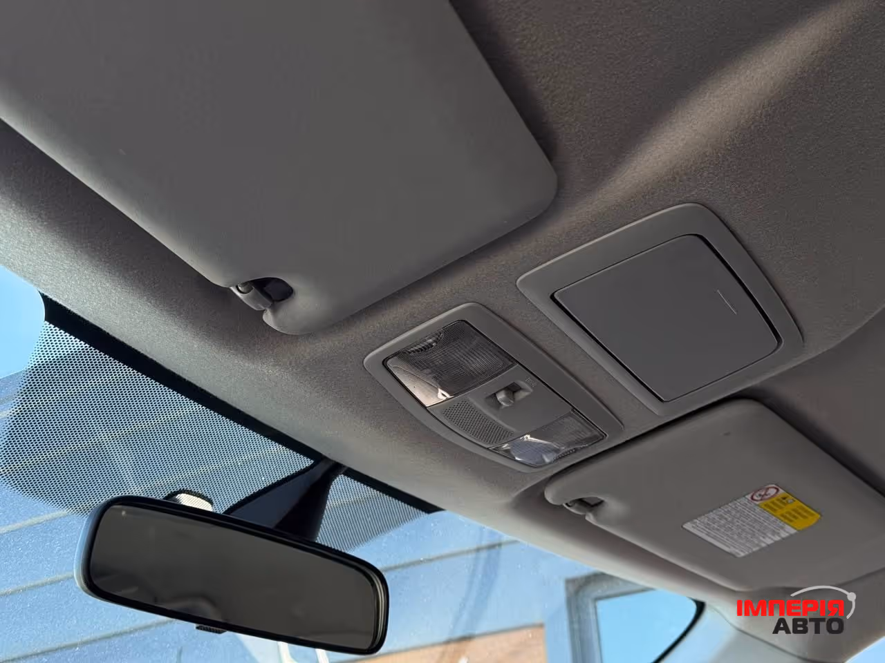 Mitsubishi Outlander - фото 33