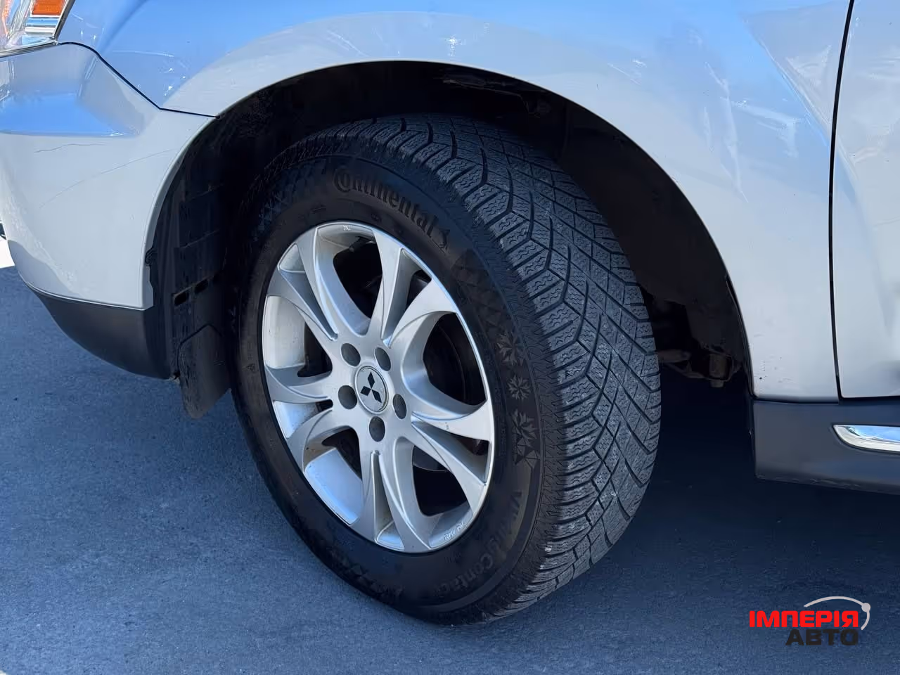 Mitsubishi Outlander - фото 5