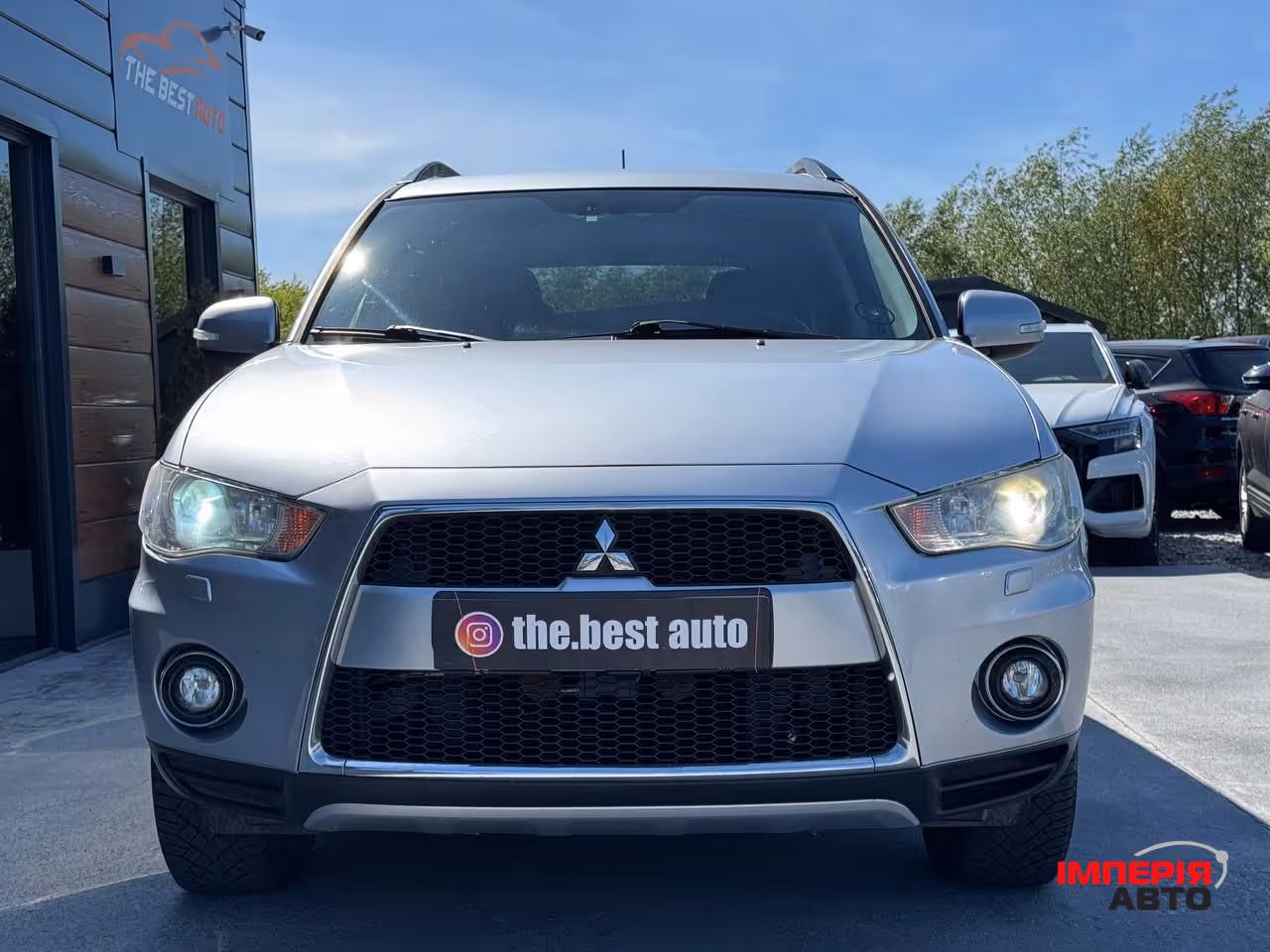 Mitsubishi Outlander - фото 8
