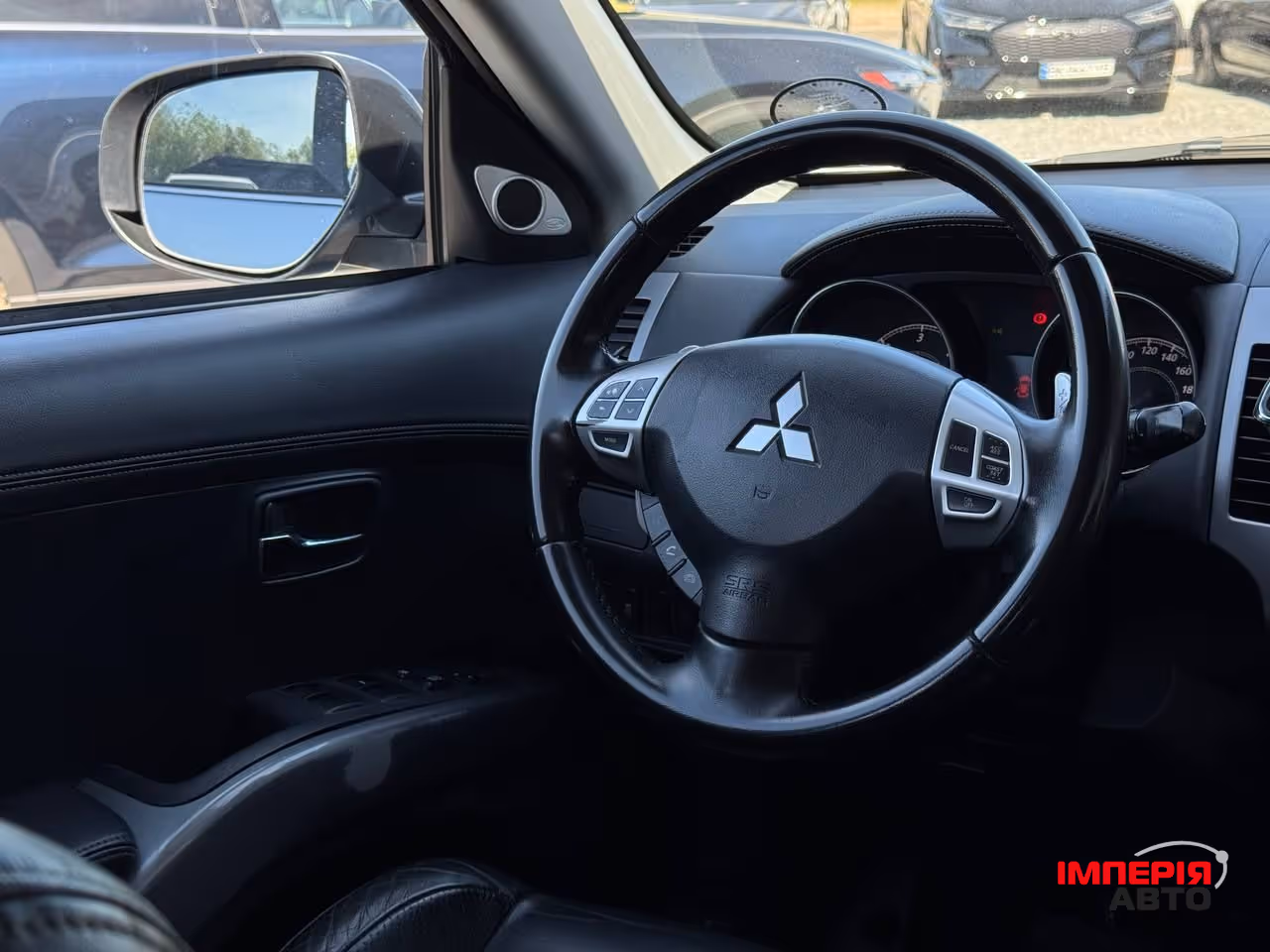 Mitsubishi Outlander - фото 51