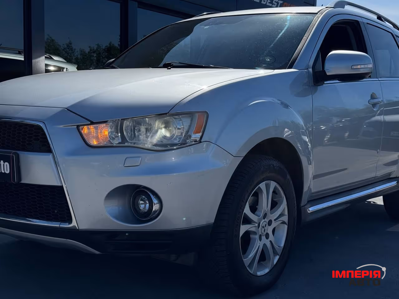 Mitsubishi Outlander - фото 9