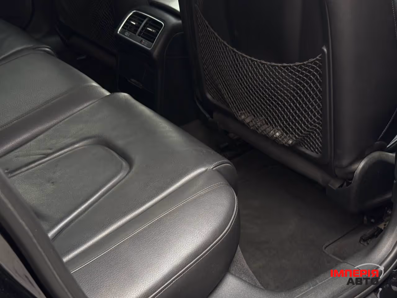Audi A4 - фото 45