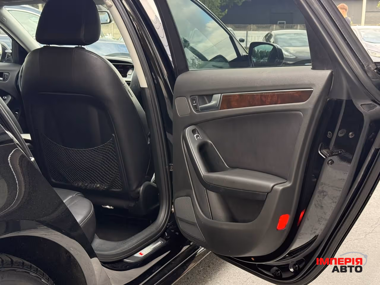 Audi A4 - фото 43