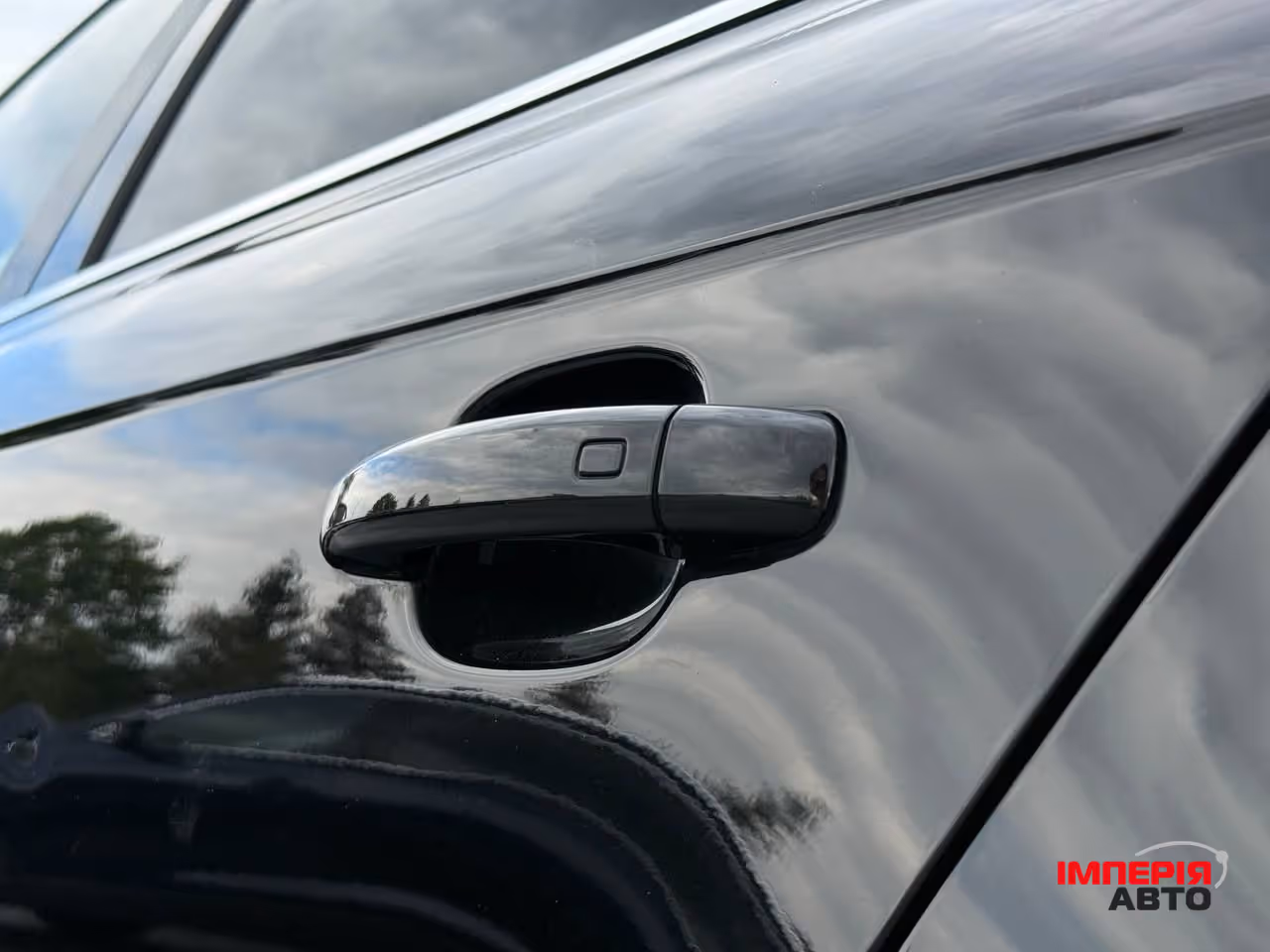 Audi A4 - фото 33