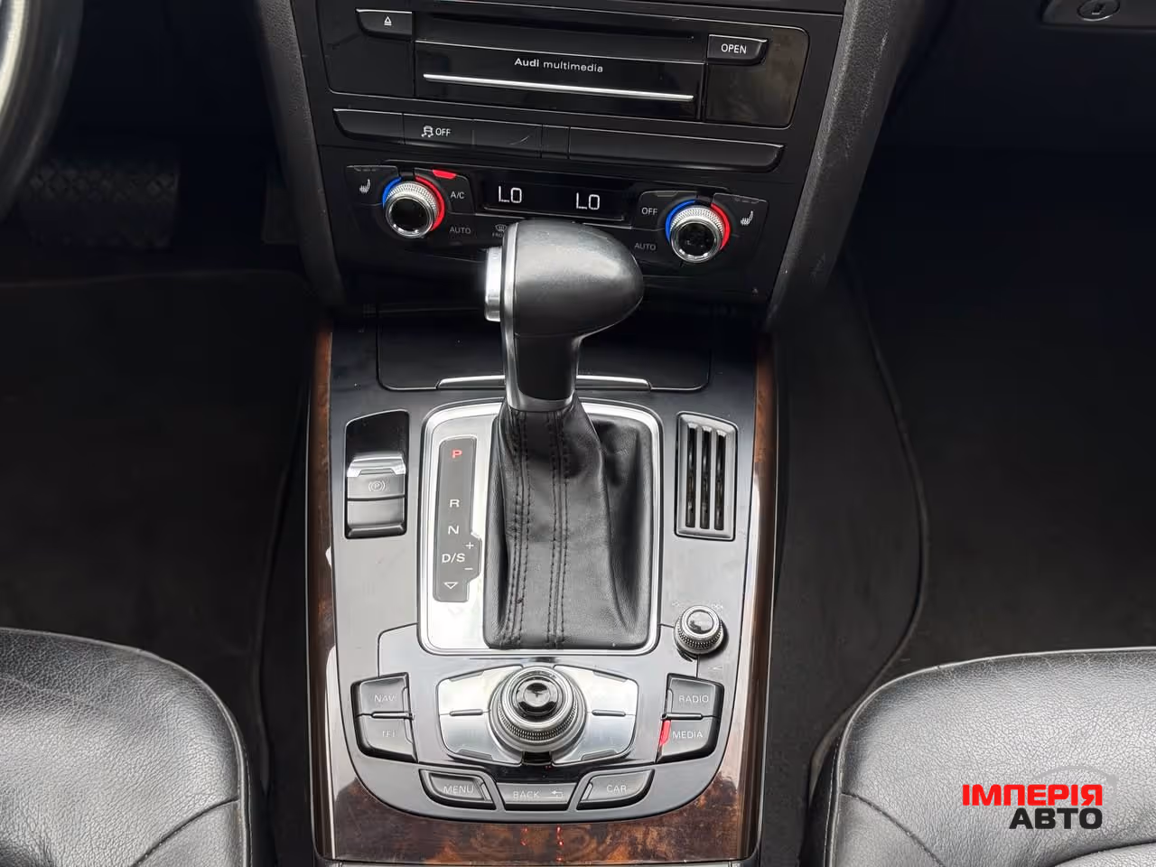 Audi A4 - фото 40
