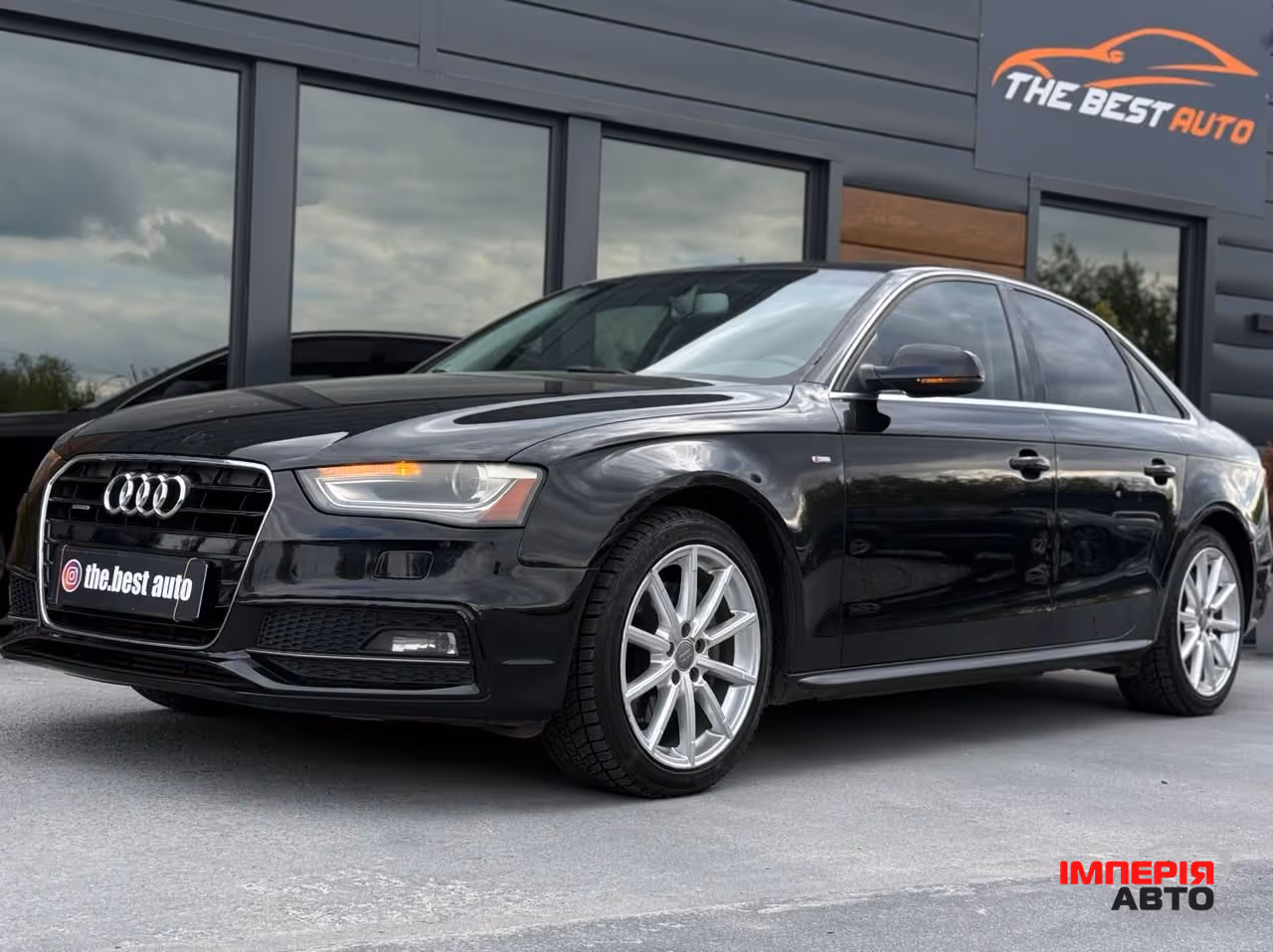 Audi A4 - фото 2