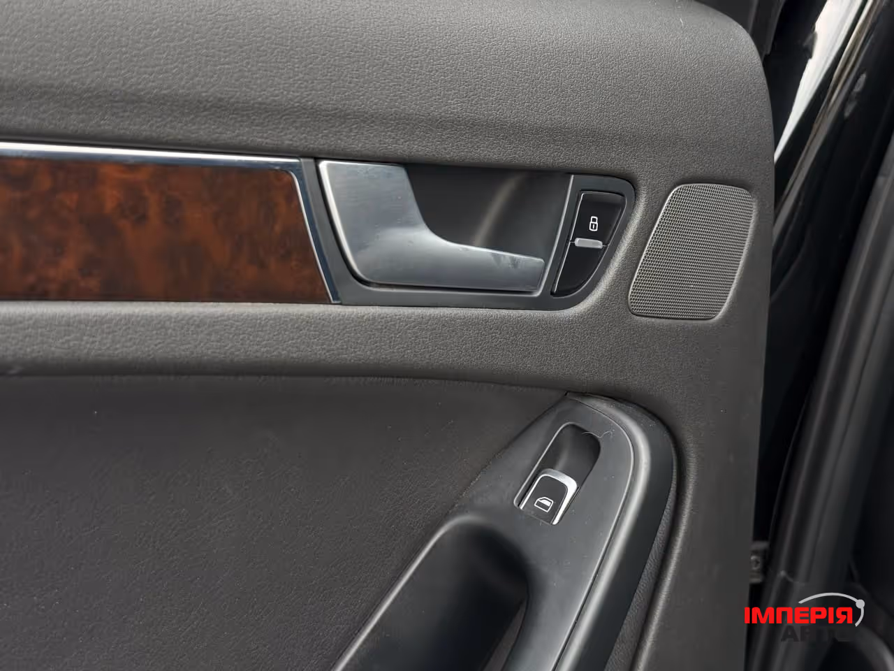 Audi A4 - фото 36