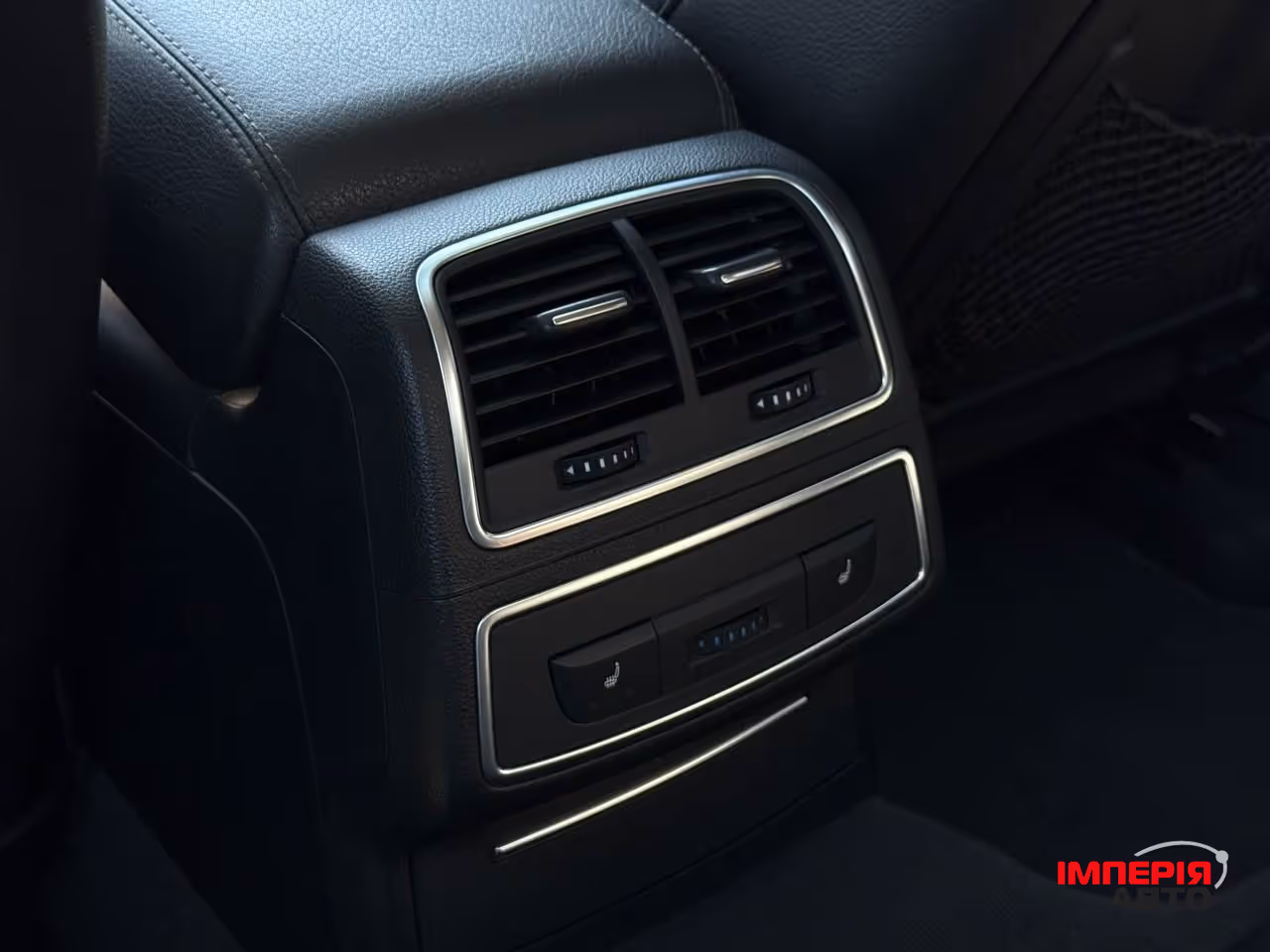 Audi A6 - фото 39