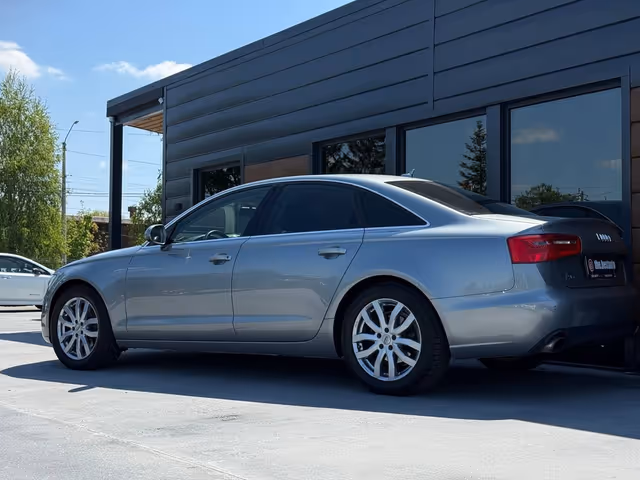 Audi A6 - фото 3