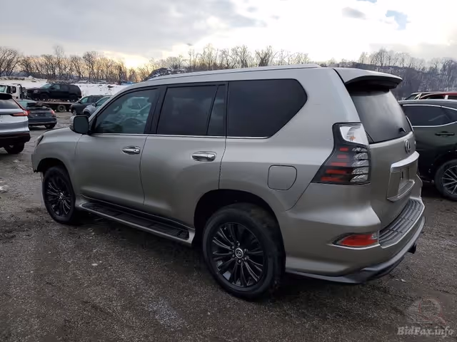 Lexus GX - фото 4