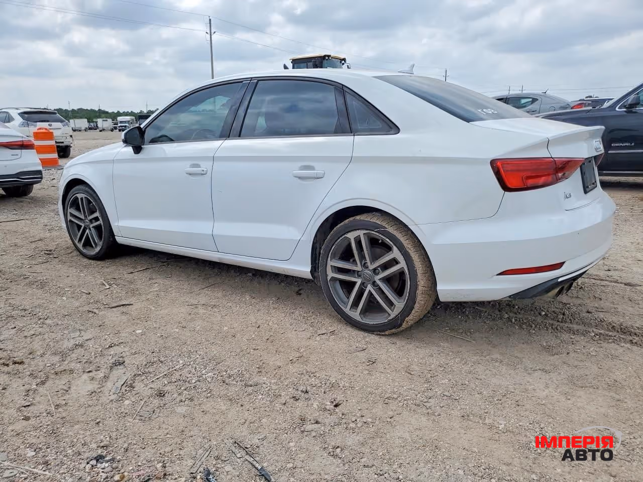 Audi A3 - фото 2