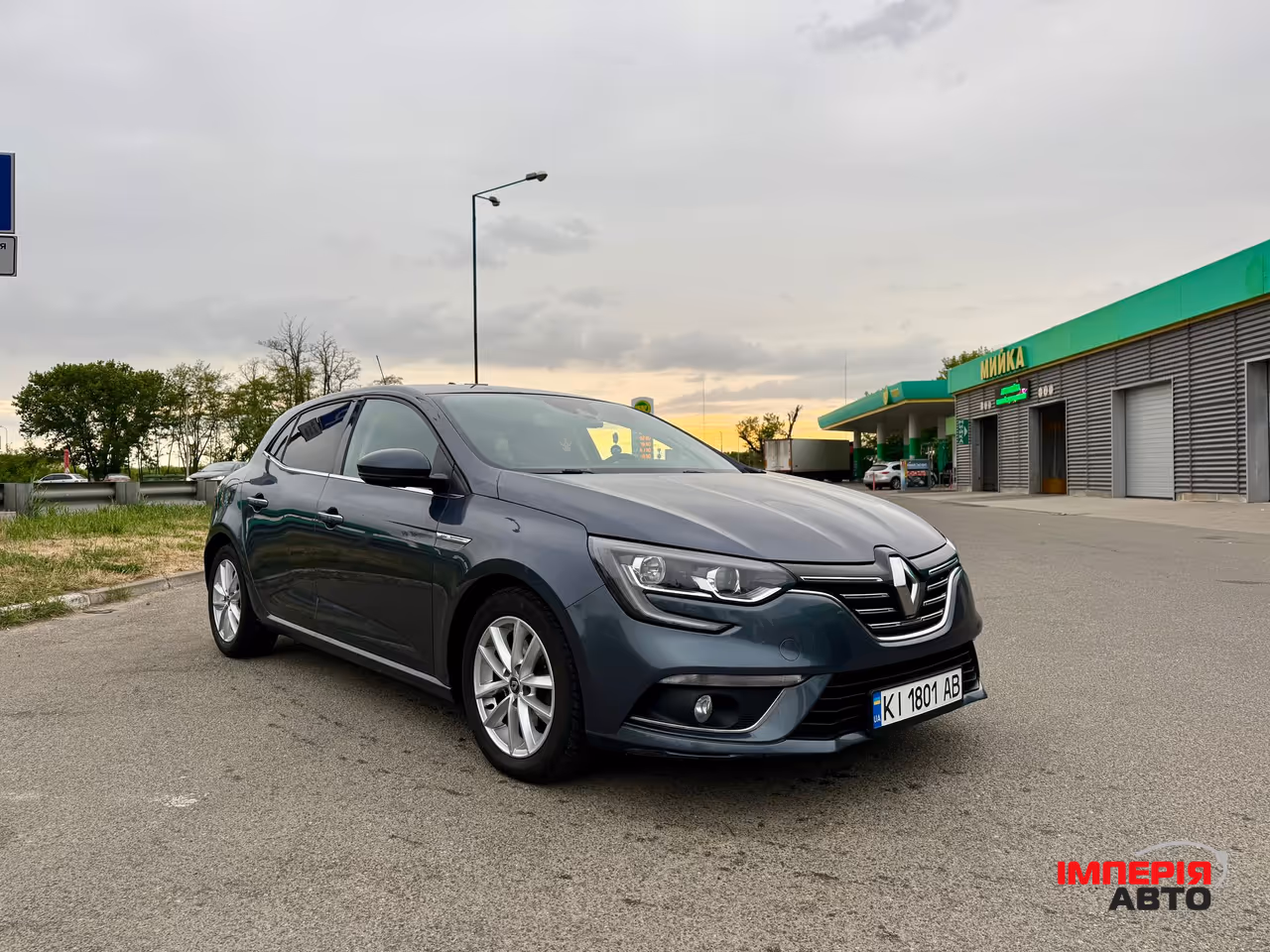 Renault Megane - фото 3