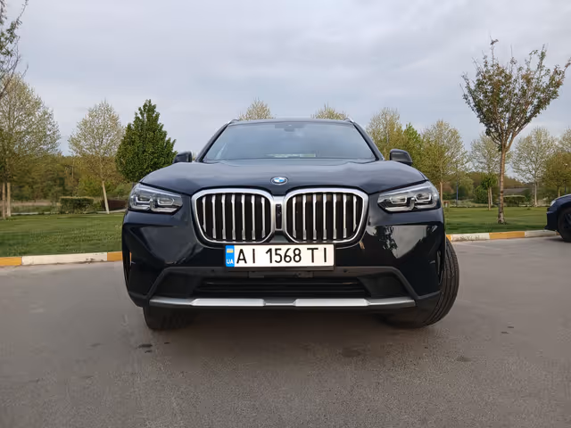 BMW X3 - фото 3