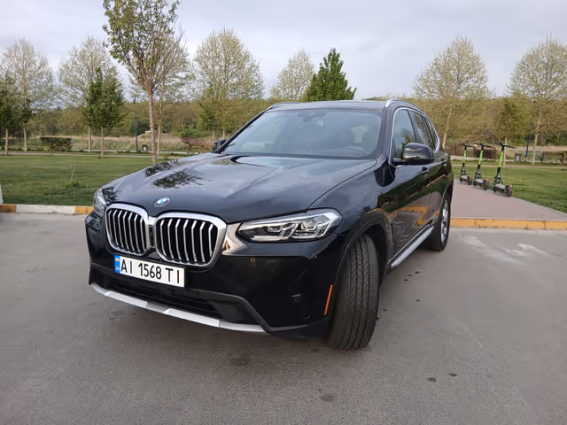 BMW X3 - фото 1