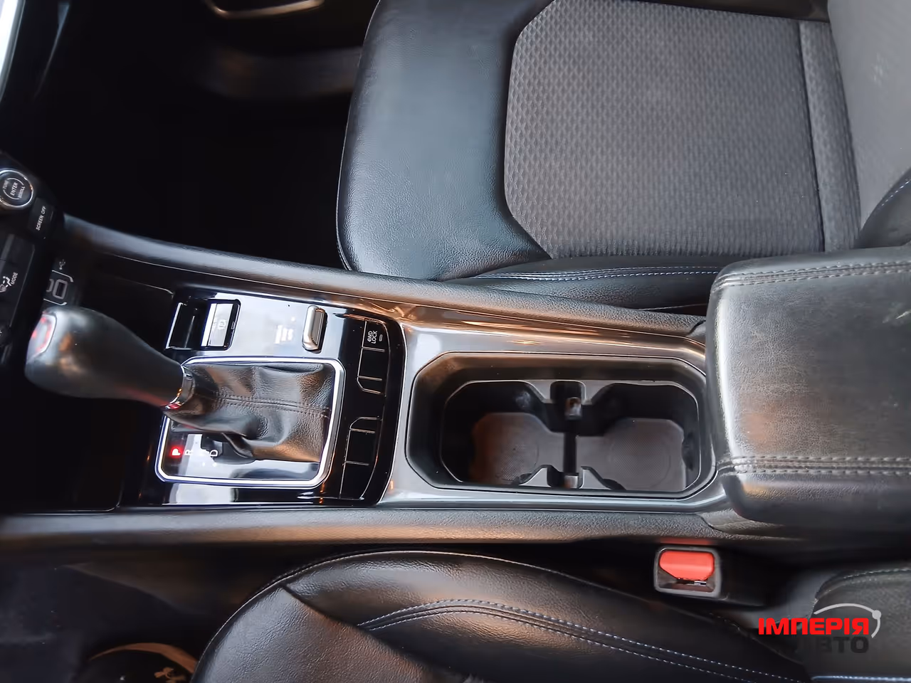 Jeep Compass - фото 10