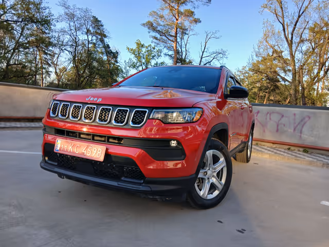 Jeep Compass - фото 3