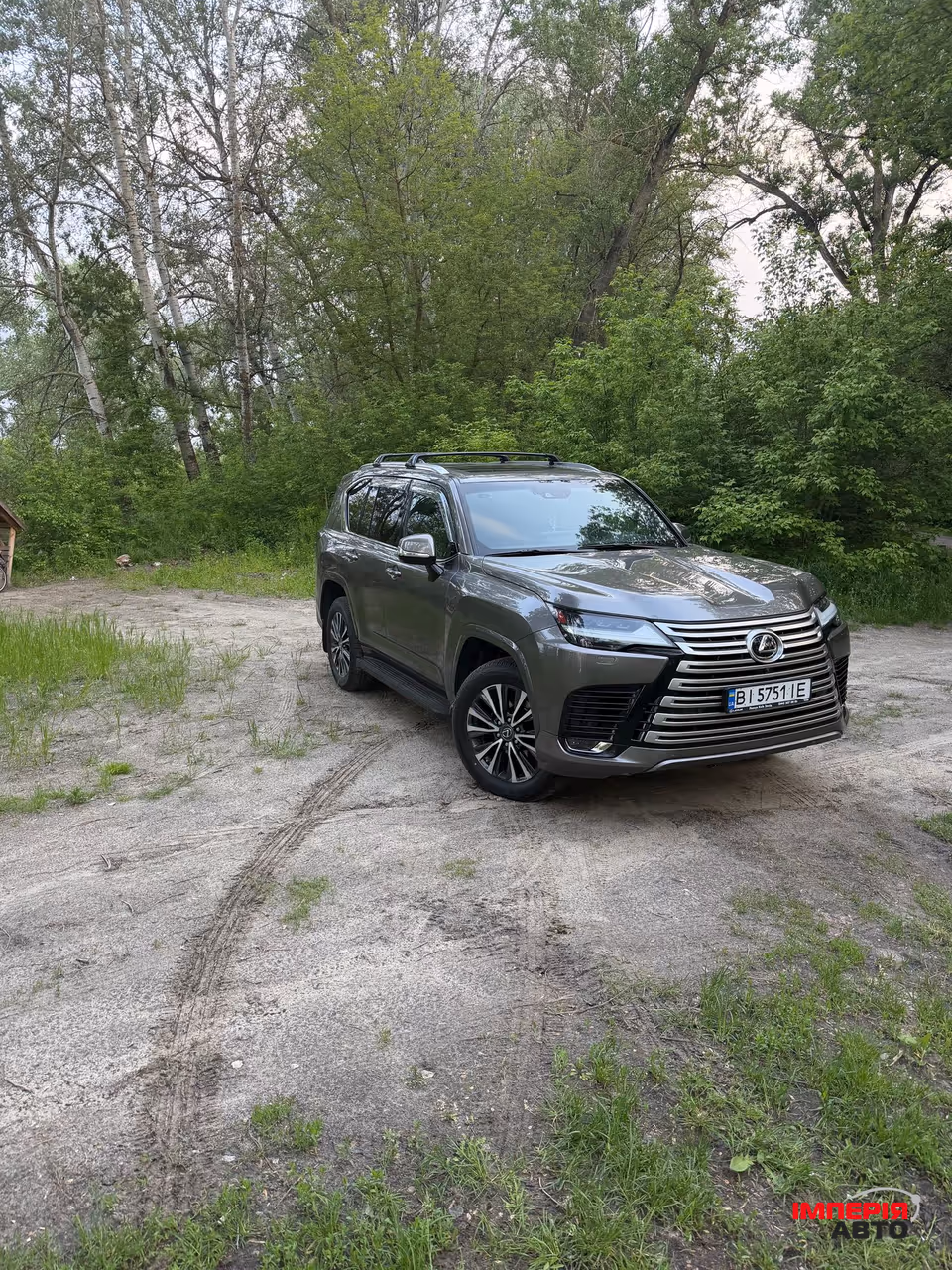 Lexus LX - фото 3
