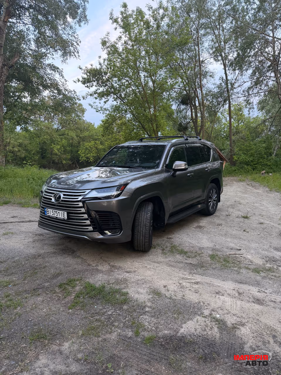 Lexus LX - фото 1