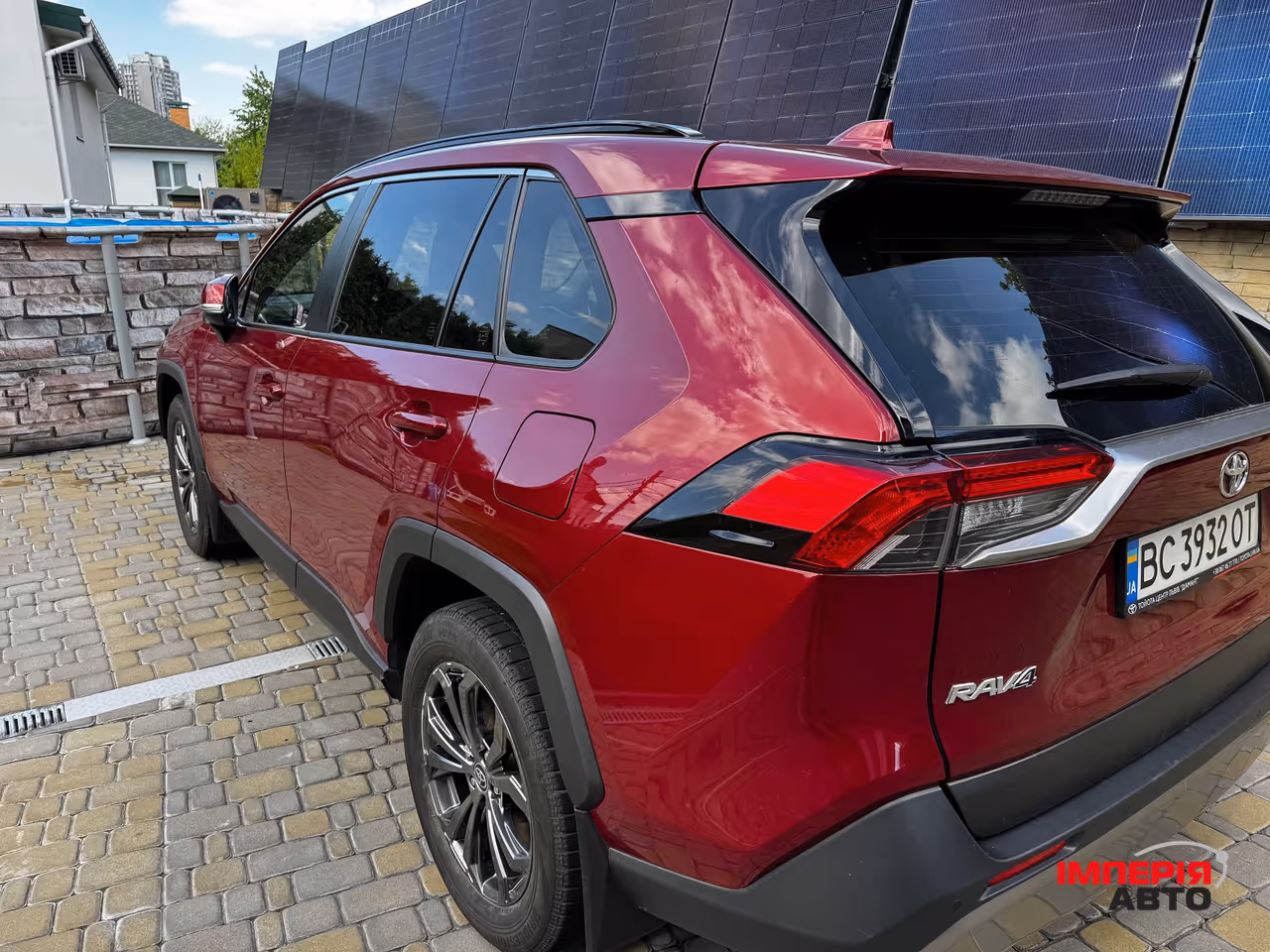Toyota RAV4 - фото 11
