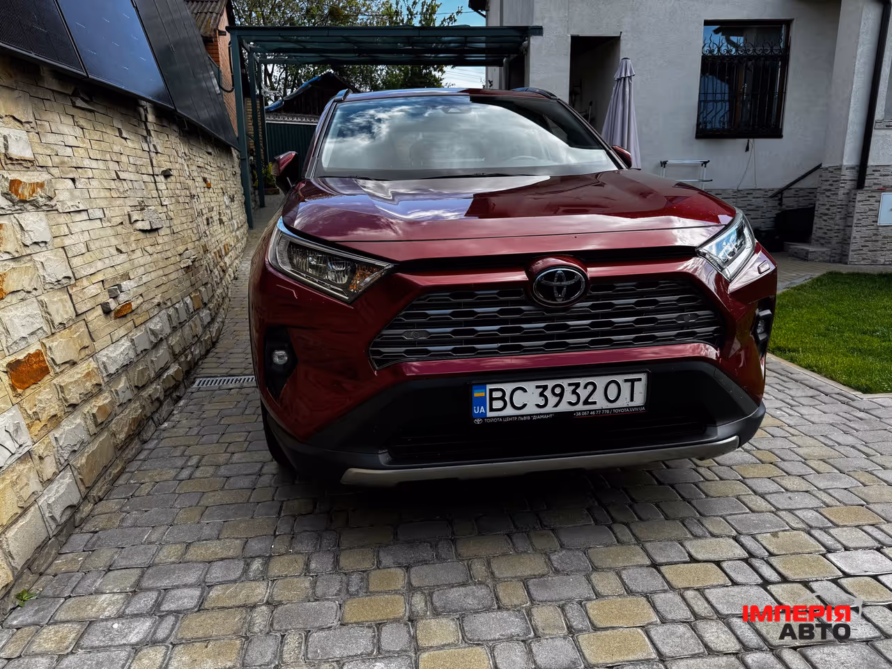 Toyota RAV4 - фото 10
