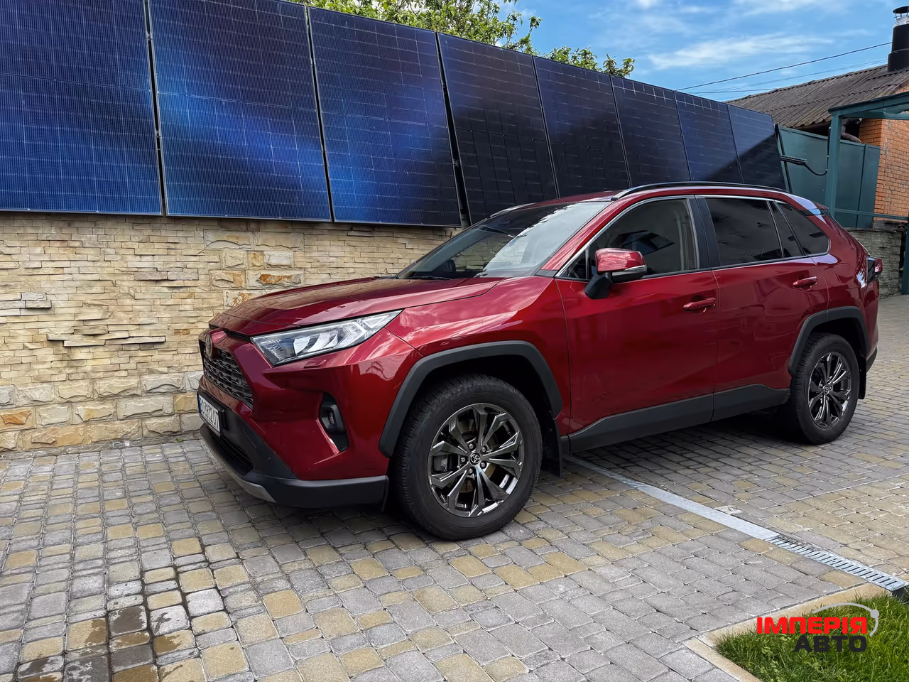 Toyota RAV4 - фото 8