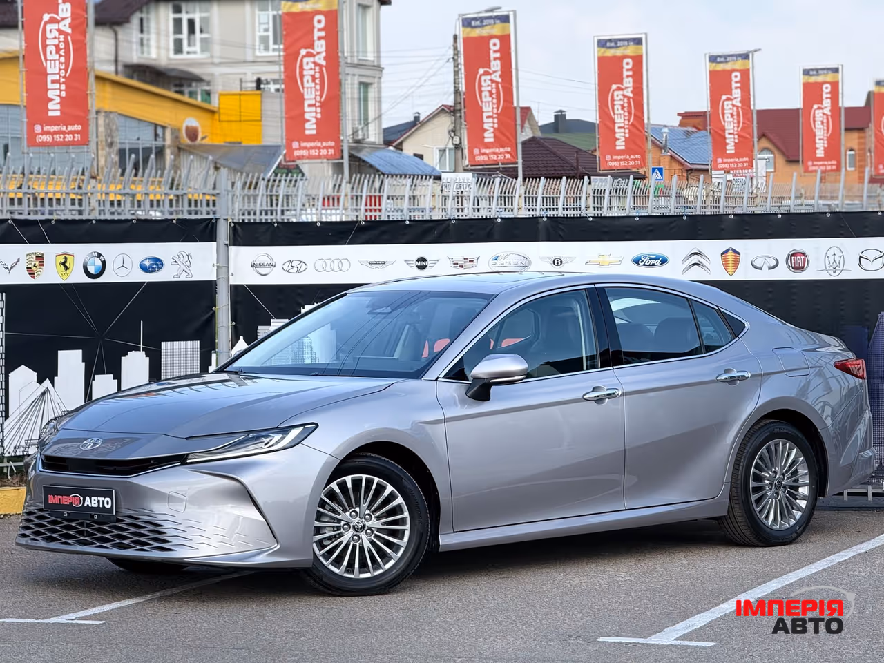 Toyota Camry - фото 5