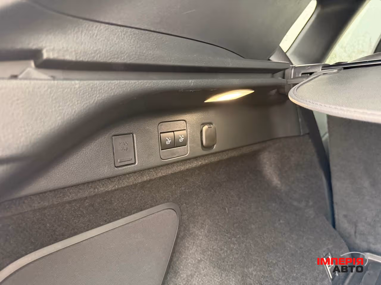 Lexus RX - фото 19