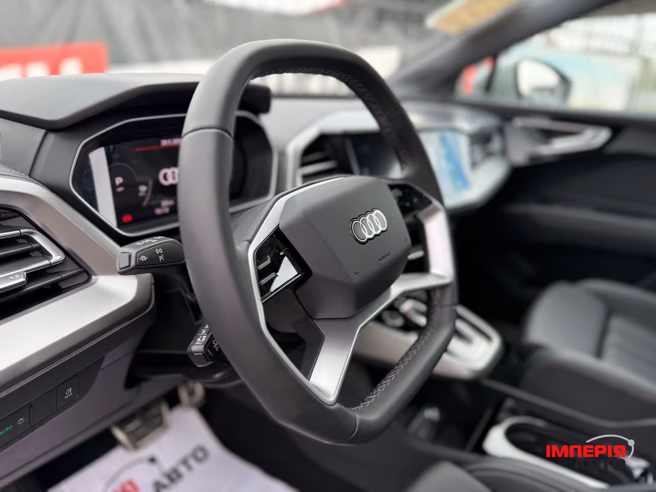 Audi Q4 e-tron - фото 21