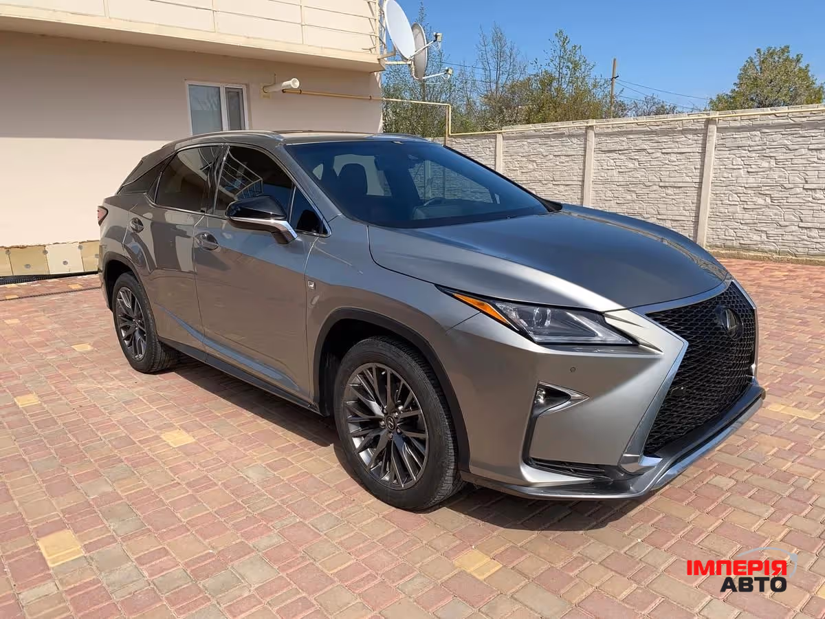 Lexus RX - фото 2