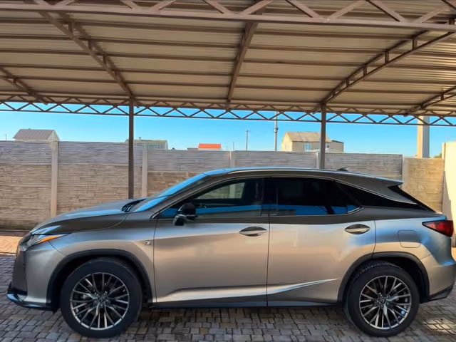 Lexus RX - фото 3