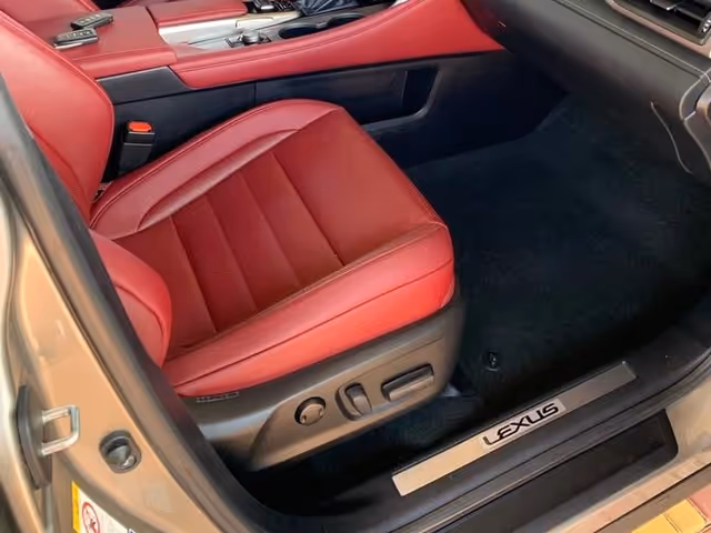 Lexus RX - фото 5