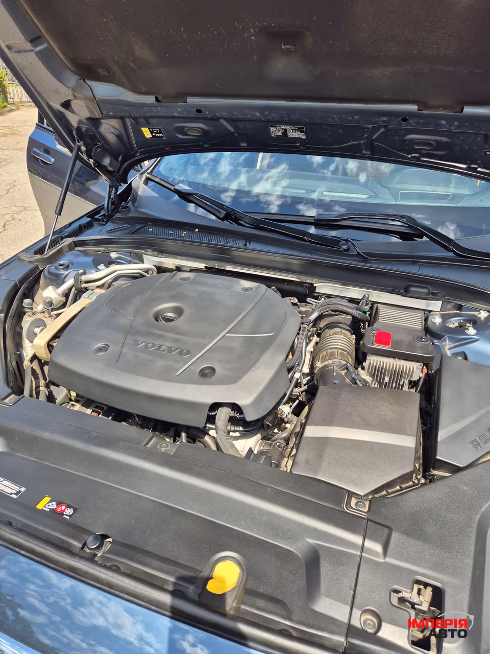 Volvo V90 Cross Country - фото 11