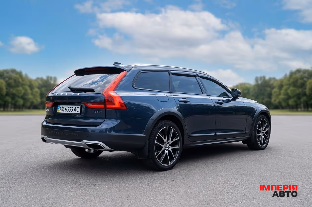 Volvo V90 Cross Country - фото 6